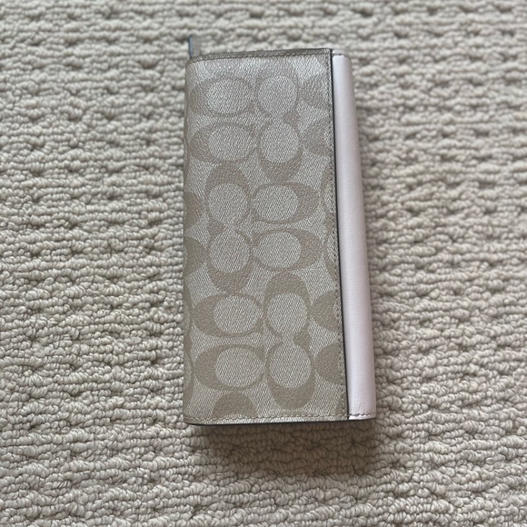 Coach Wallet (Like NEW!) - Picture 3 of 4